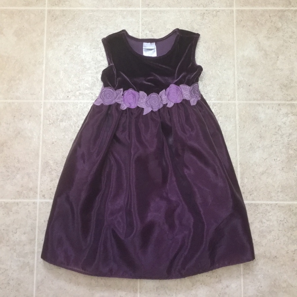 Perfectly Dressed seasonal dress